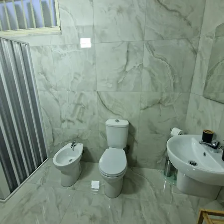 Beb Le Stagioni * צ'ריניולה